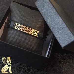 دستبند چرم طبیعی طرح پلاک طلا